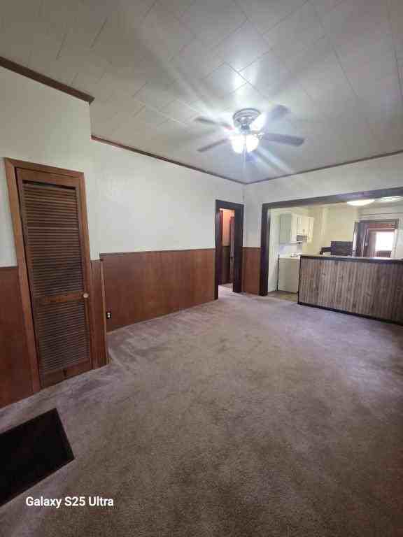 1027 S Bell St - Photo 6 of 14