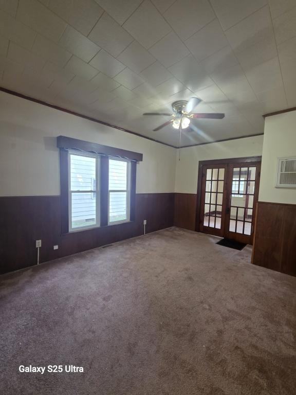 1027 S Bell St - Photo 7 of 14