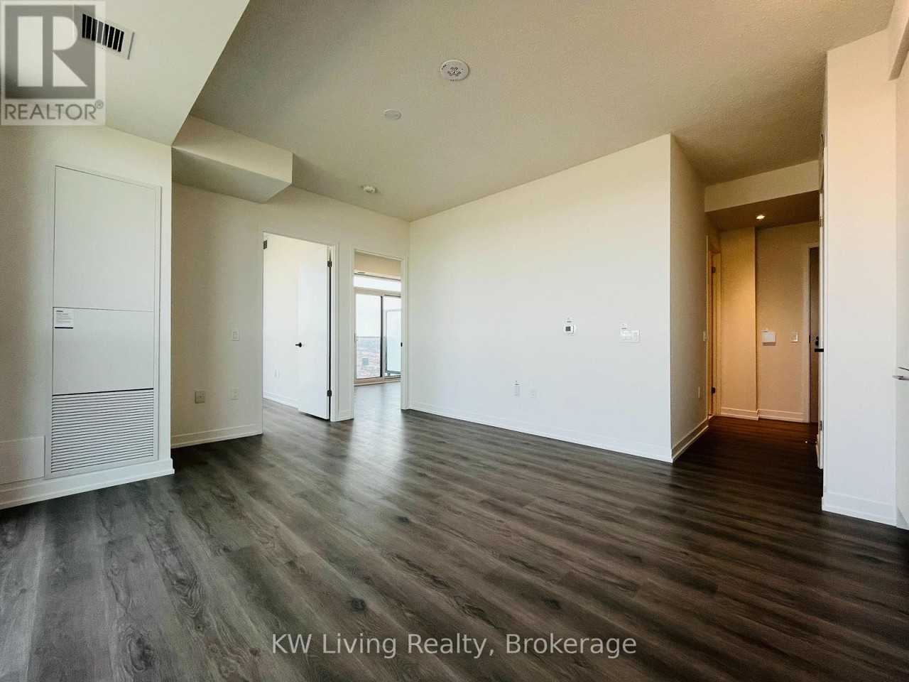 225 Commerce Street - Photo 3