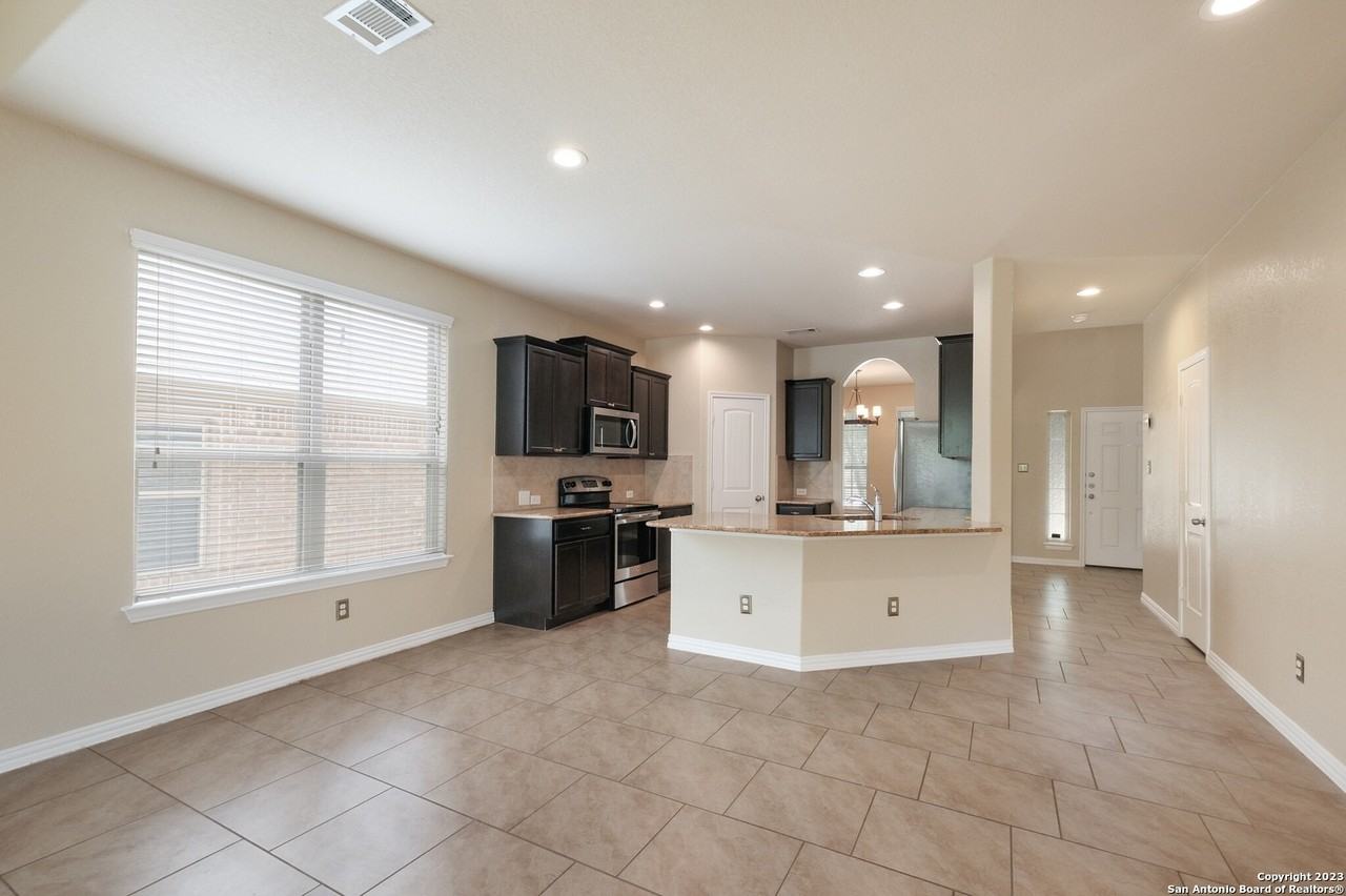 212 Campfire Way - Photo 3 of 21