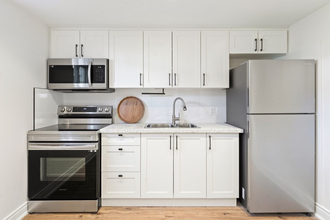291 Thrace Avenue #2 - Photo 6 of 16