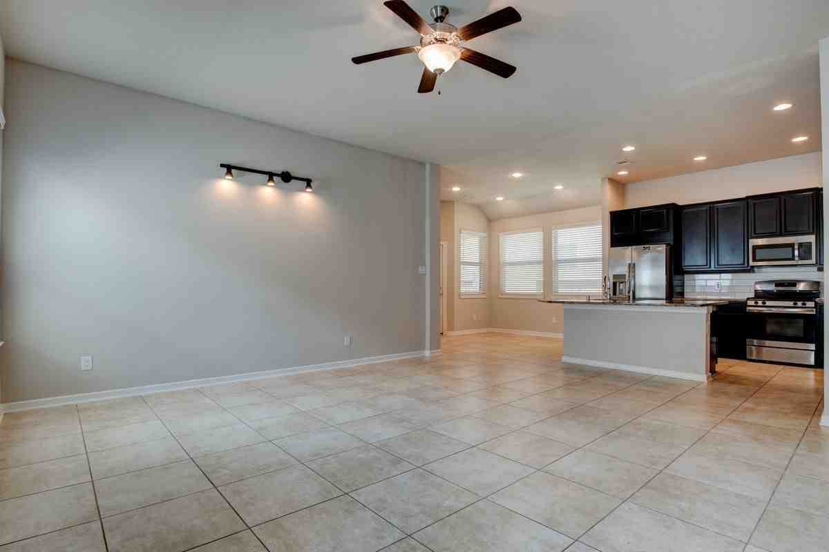3114 Auburn Colony Ct - Photo 2 of 3