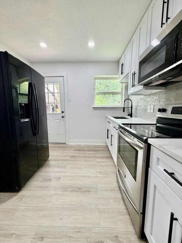 1814 Martin Luther Dr ##A - Photo 5 of 24