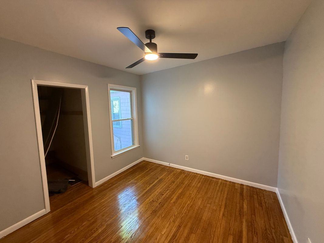 483 Auburn Ave - Photo 2 of 9