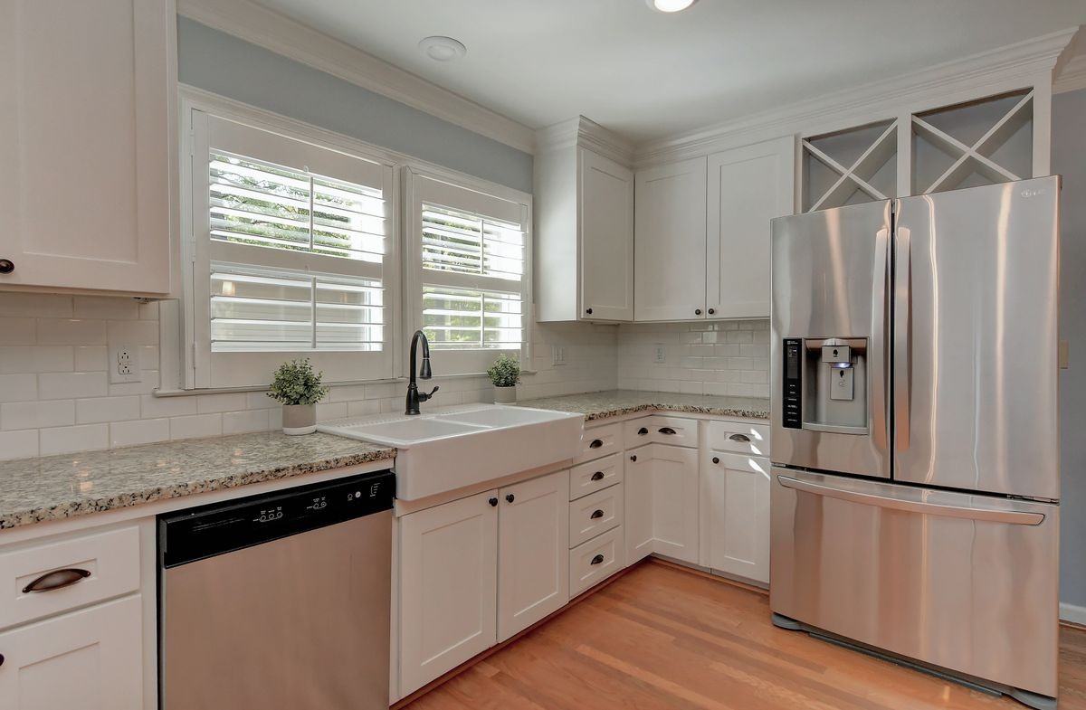 6338 Owenby Ct - Photo 6 of 26