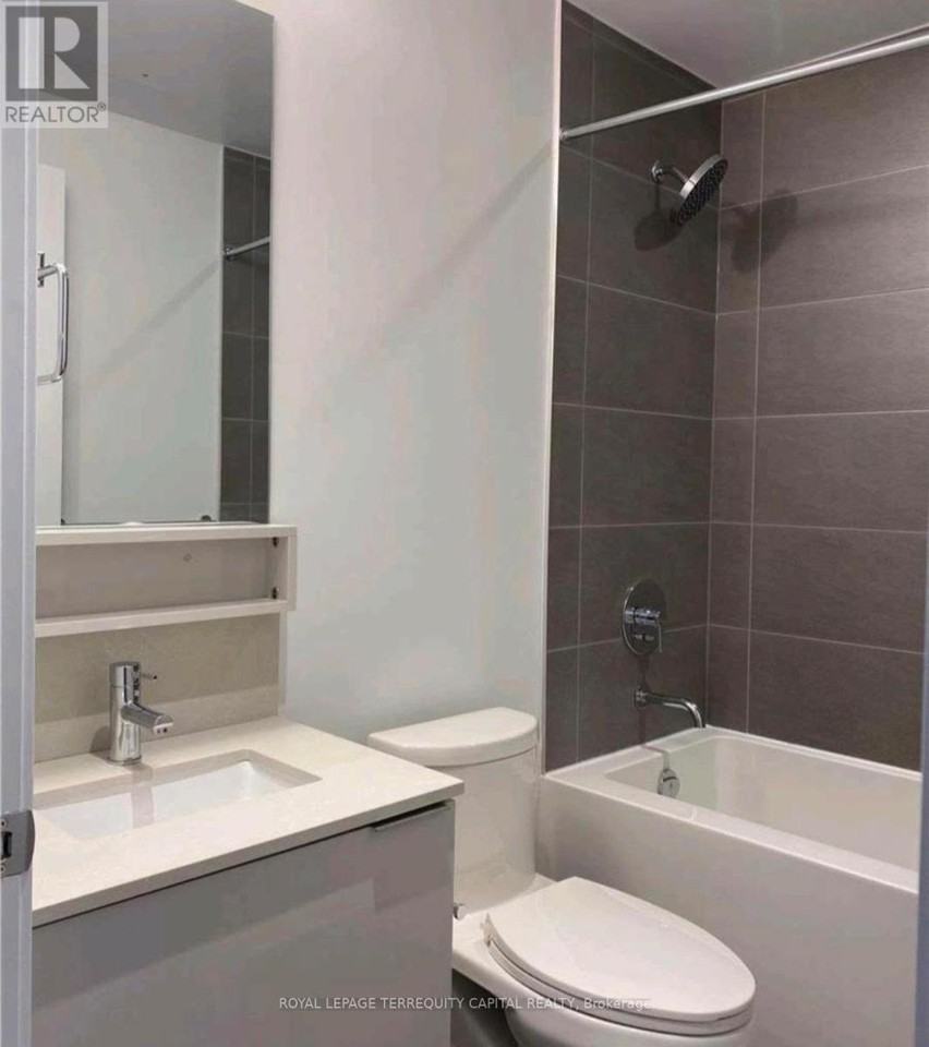 898 Portage Parkway - Photo 7 of 8