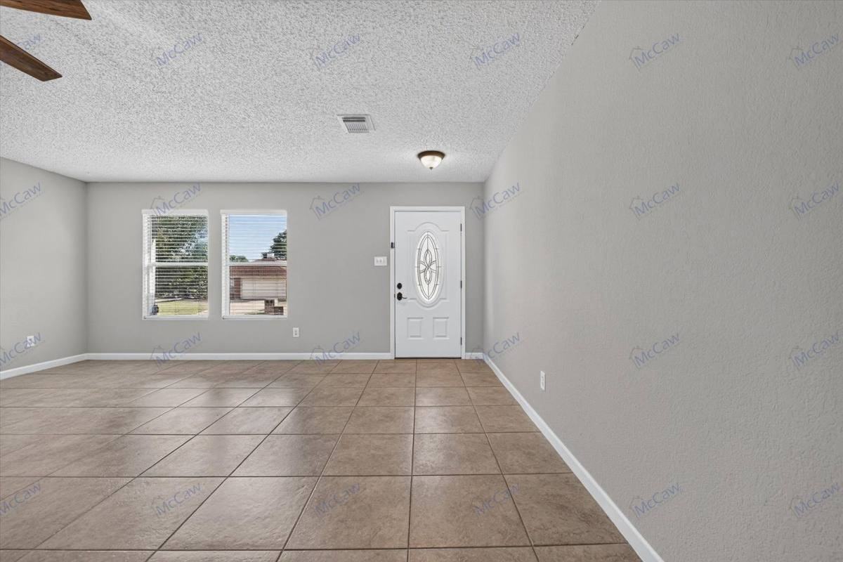 5408 Lansdowne Ave - Photo 2 of 10