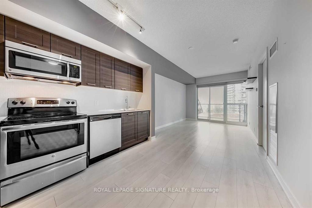 2200 Lake Shore Boulevard West - Photo 4
