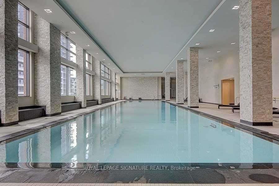 2200 Lake Shore Boulevard West - Photo 15