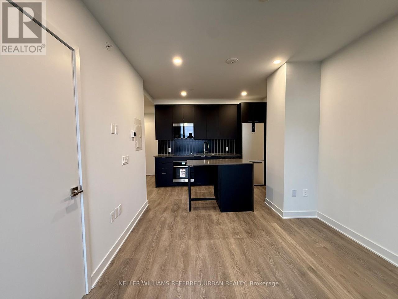 2920 Highway 7 - Photo 6 of 11