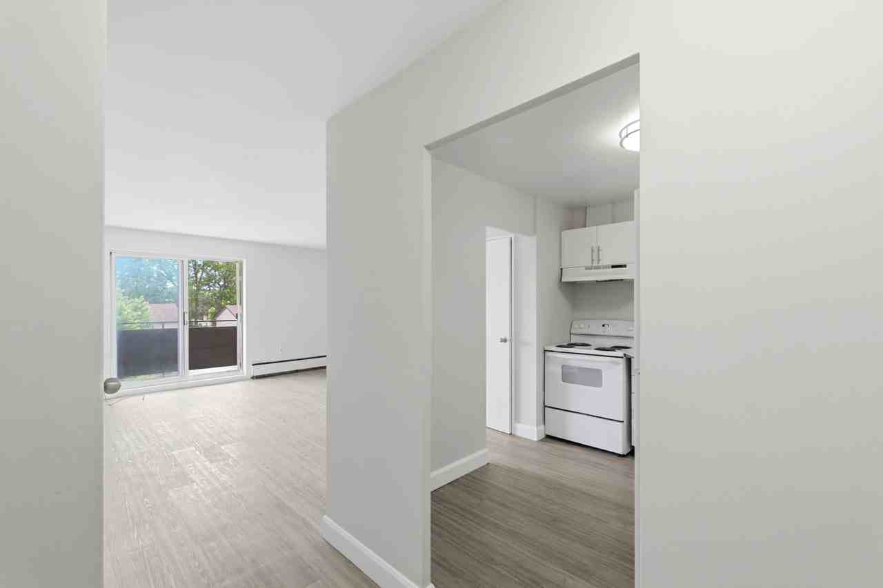 Cartier Road Apartments - Photo 7 of 36