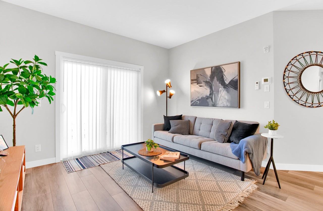 Plaza Apartments - Photo 7 of 44