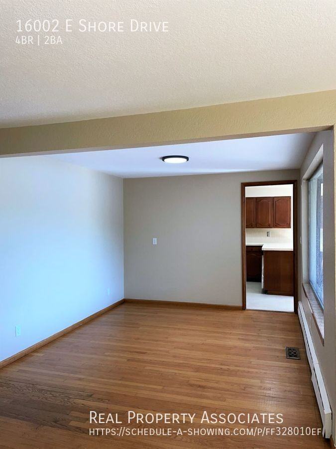 16002 E Shore Dr - Photo 7 of 32