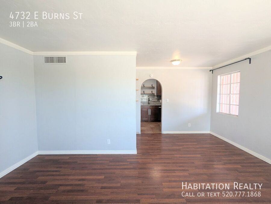 4732 E Burns St - Photo 3 of 18
