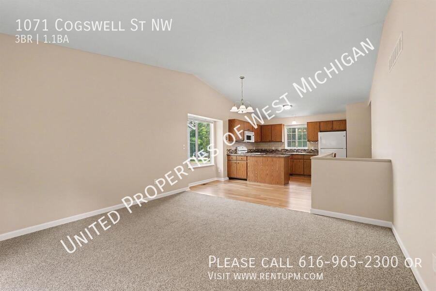 1071 Cogswell St Nw - Photo 4 of 15