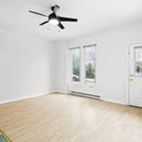 featured image of 155 Florence St