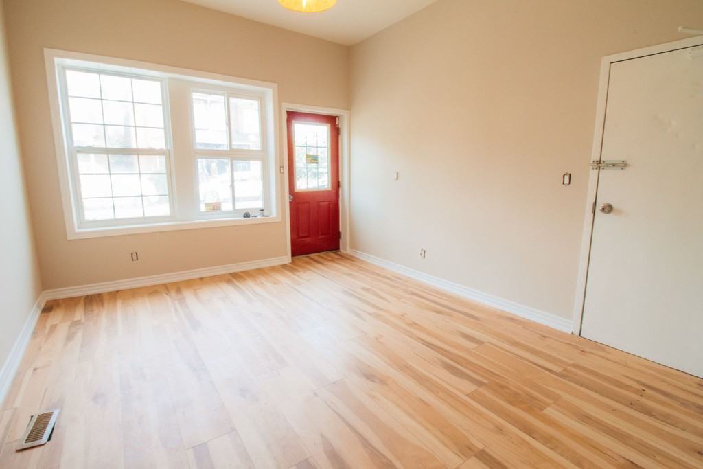 241 Gibson Ave - Photo 3 of 12