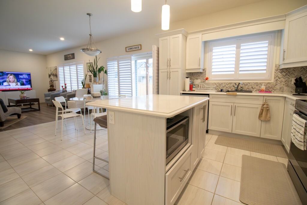 3620 Thunder Bay Rd - Photo 4 of 20