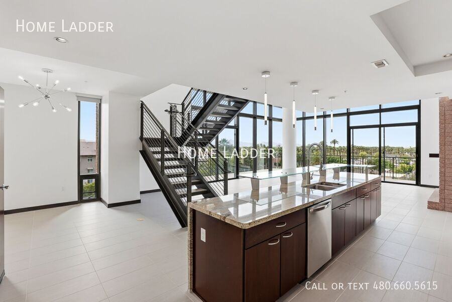 208 W Portland St #561 - Photo 4 of 50