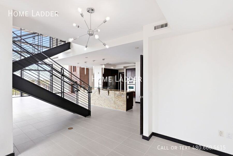 208 W Portland St #561 - Photo 6 of 50