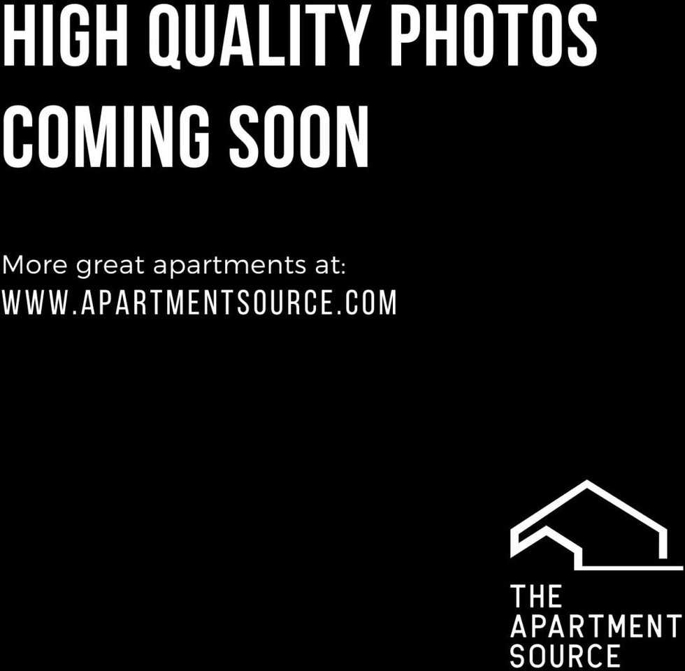 1319 W Sherwin Ave #1A - Photo 2 of 3