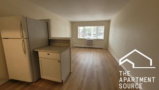 1039 College Ave #10W - Photo 1 of 1