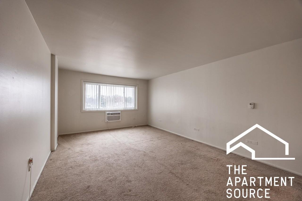 7300 W North Ave #2B - Photo 4 of 17