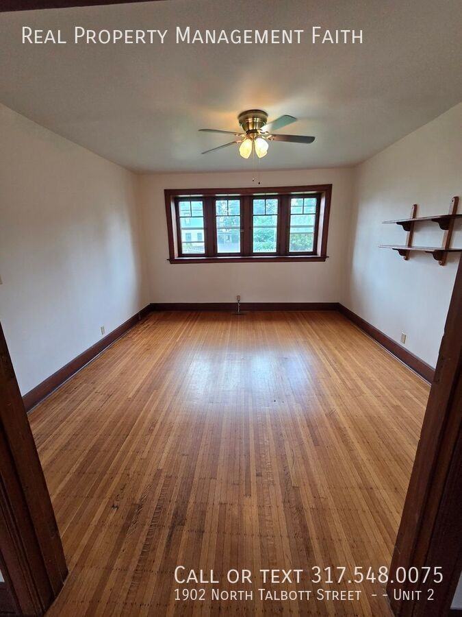 1902 N Talbott St #2 - Photo 5 of 18