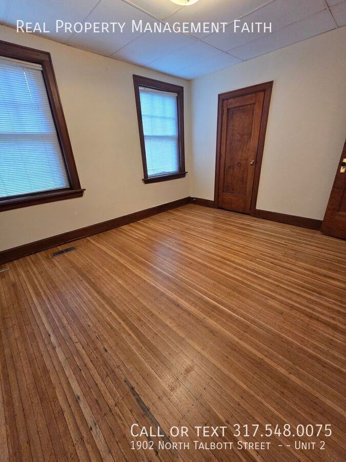 1902 N Talbott St #2 - Photo 7 of 18