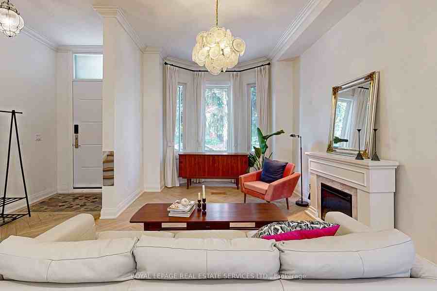 81 Major Street #Main - Photo 5 of 29