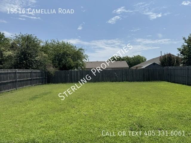 15516 Camellia Rd - Photo 3 of 4