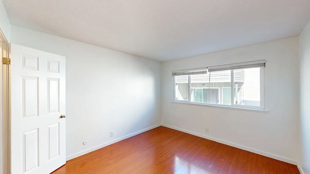 19 Merrydale Rd #14 - Photo 6 of 9