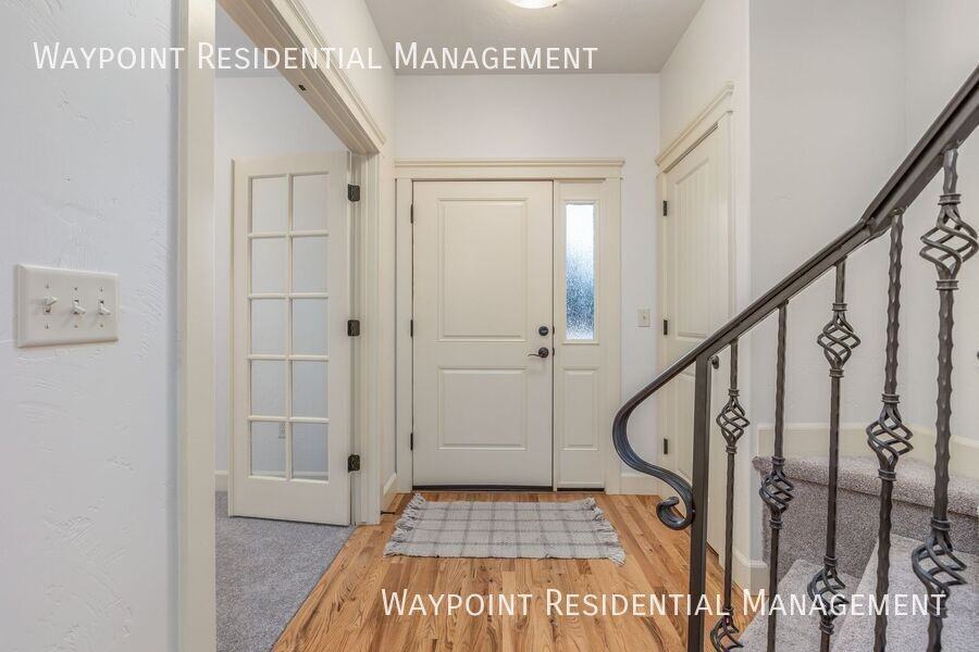 5956 N Bremerton Pl - Photo 4 of 45