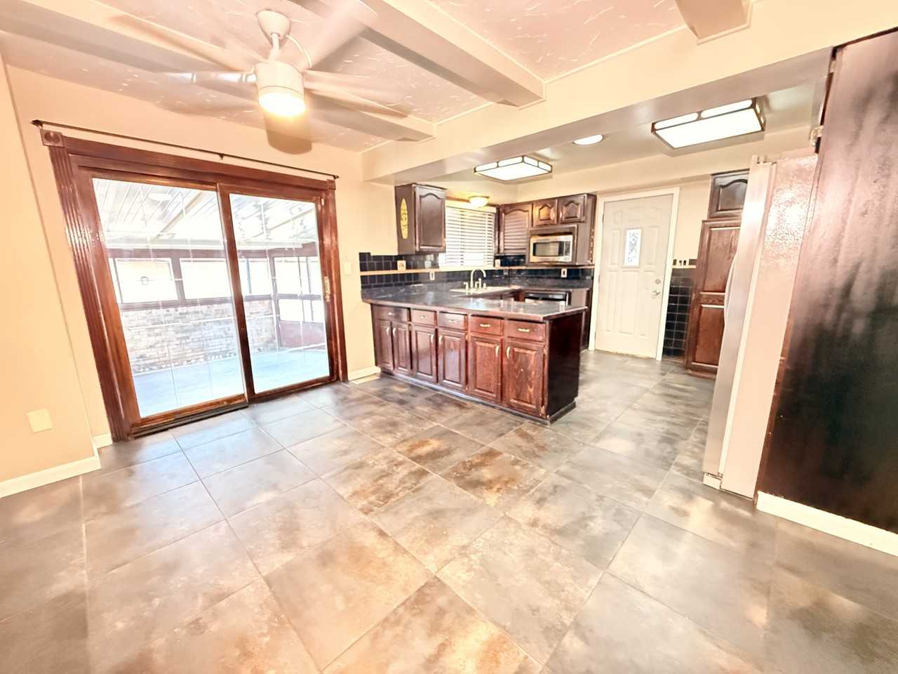 11849 Ontario Dr #NA - Photo 2 of 37