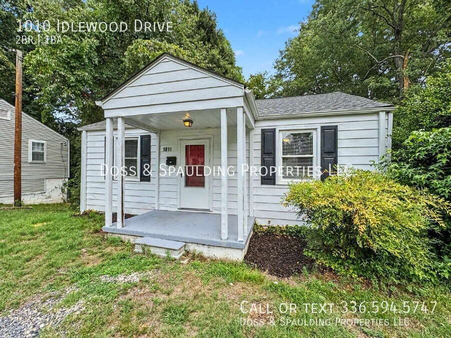 1010 Idlewood Dr - Photo 2 of 17