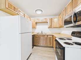 2663 Turner St #4 - Photo 1 of 1