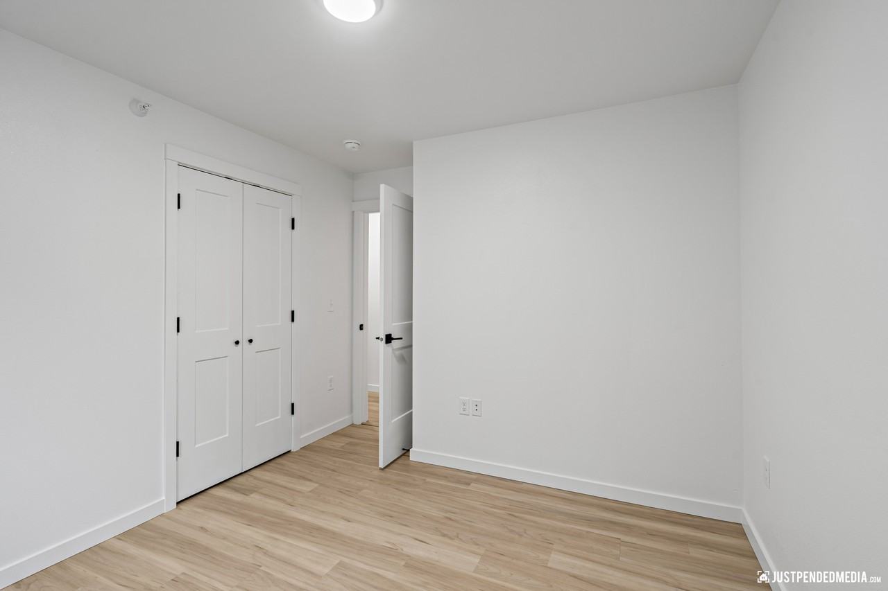 12348 Lake St #12348B4 - Photo 7 of 18