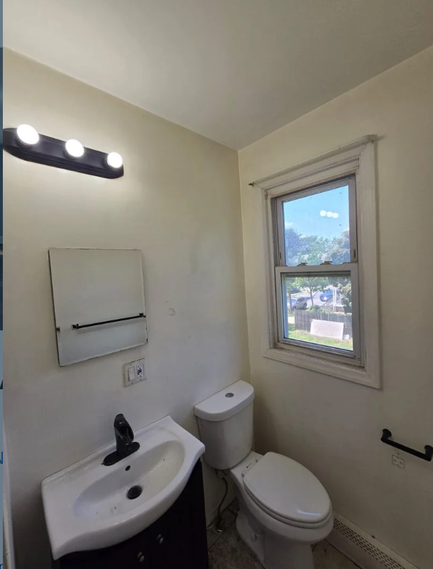 320 Cleveland Ave - Photo 7 of 8