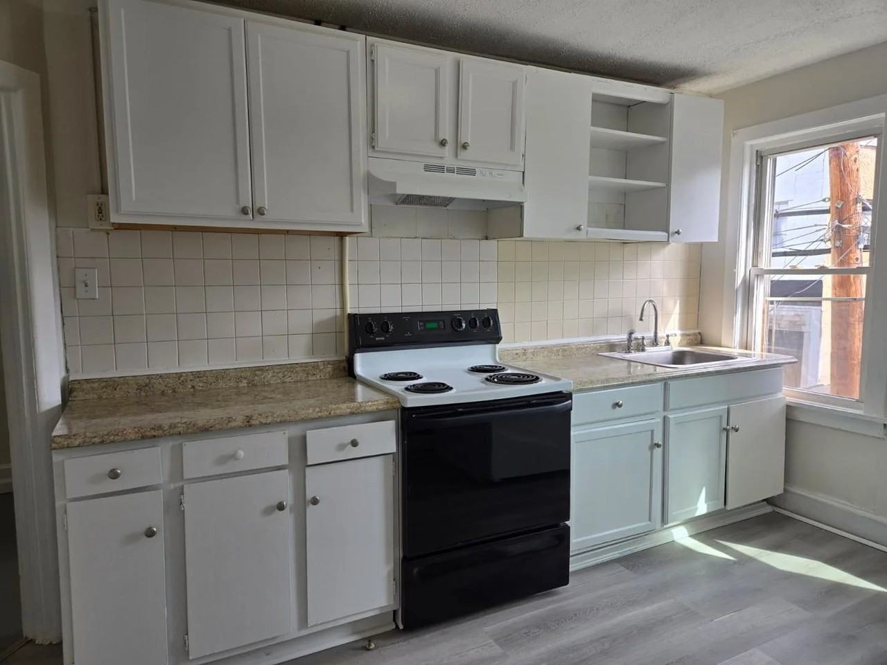 1419 Princeton Ave #3 - Photo 2 of 10