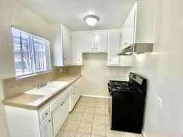 featured image of 1579 Chestnut Ave