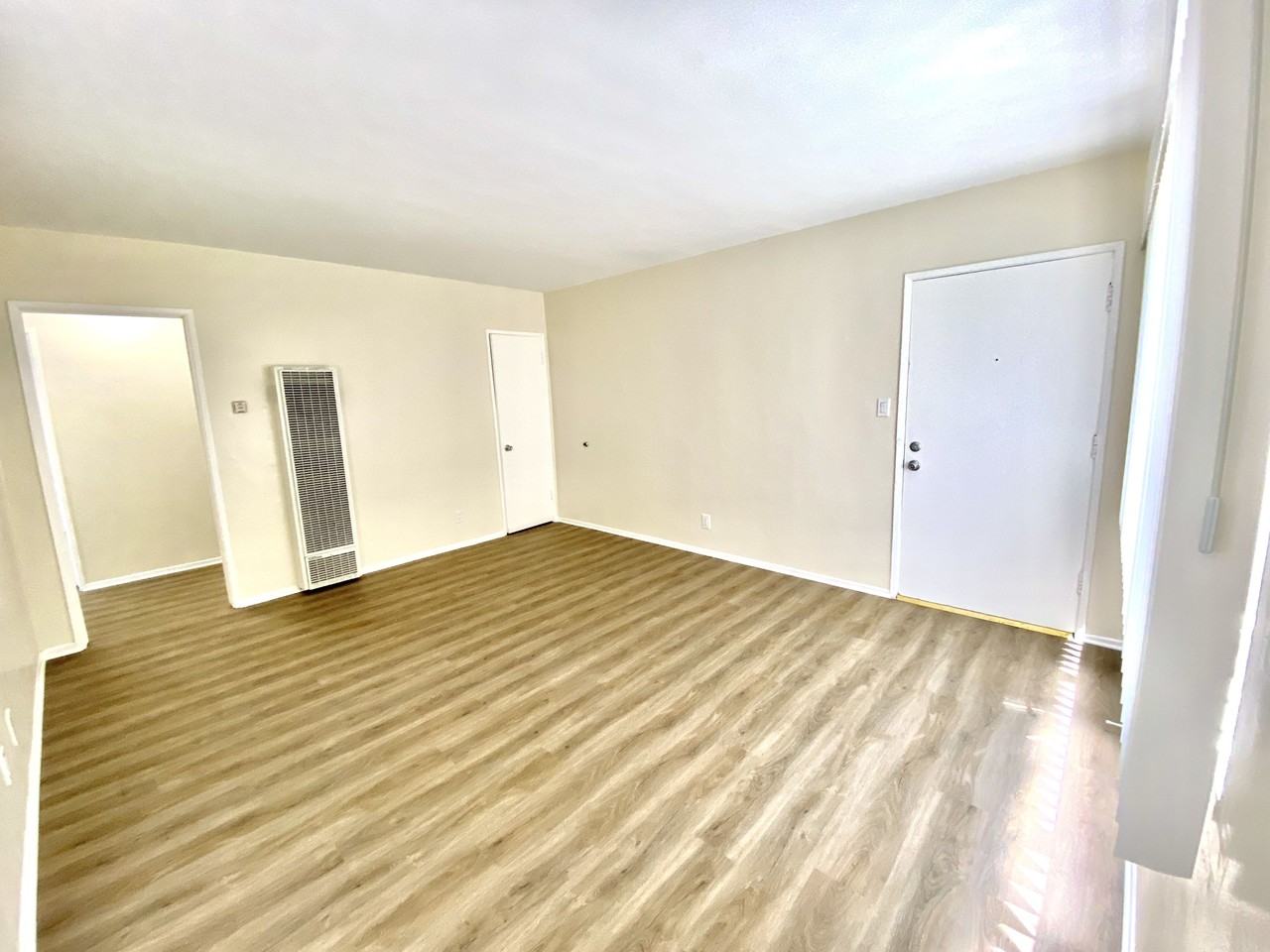 1579 Chestnut Ave - Photo 7 of 11