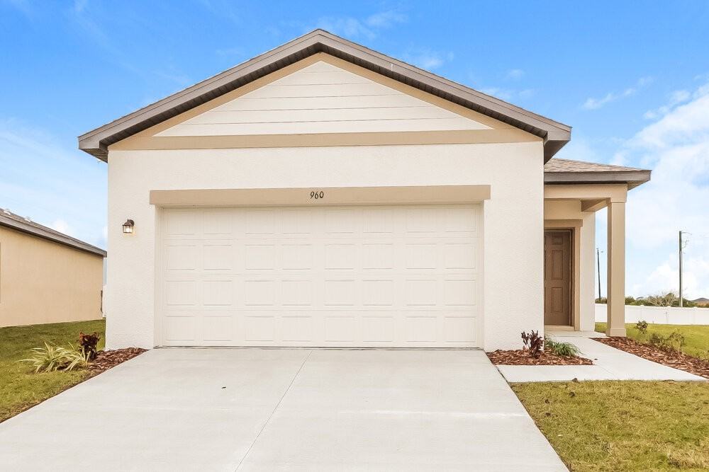 960 Kelly Fern Loop
