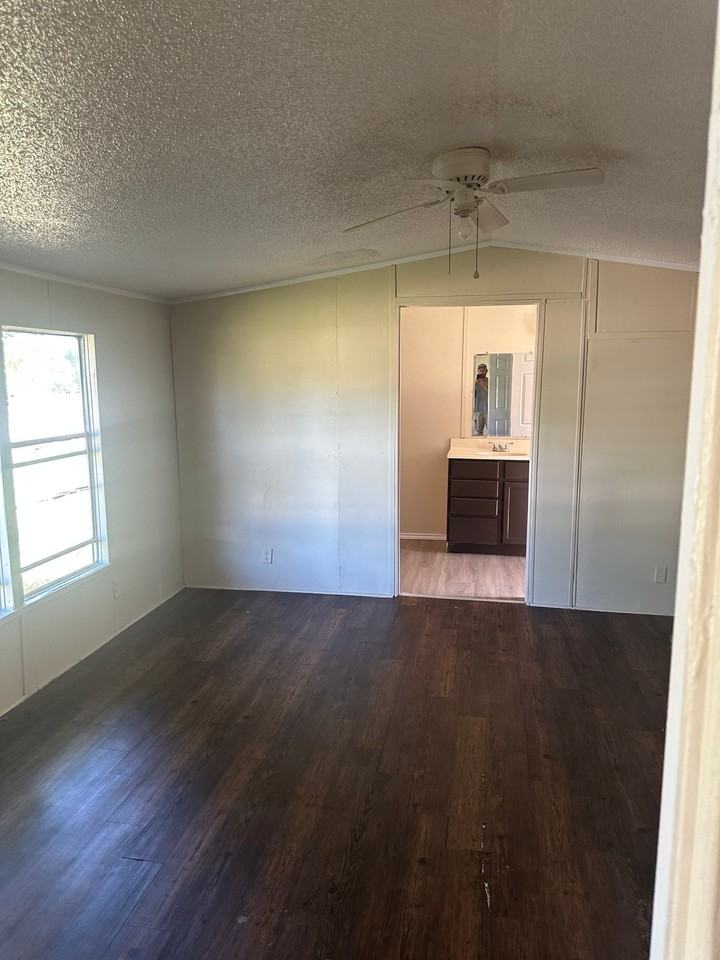 3393 Briana Dr - Photo 4 of 8