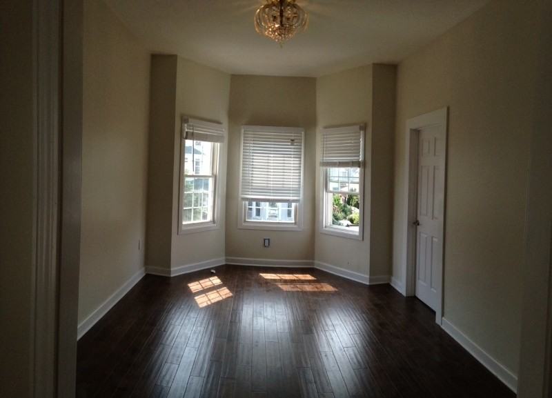 3418 W Mclean Ave - Photo 5 of 34