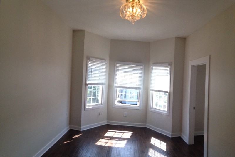 3418 W Mclean Ave - Photo 6 of 34
