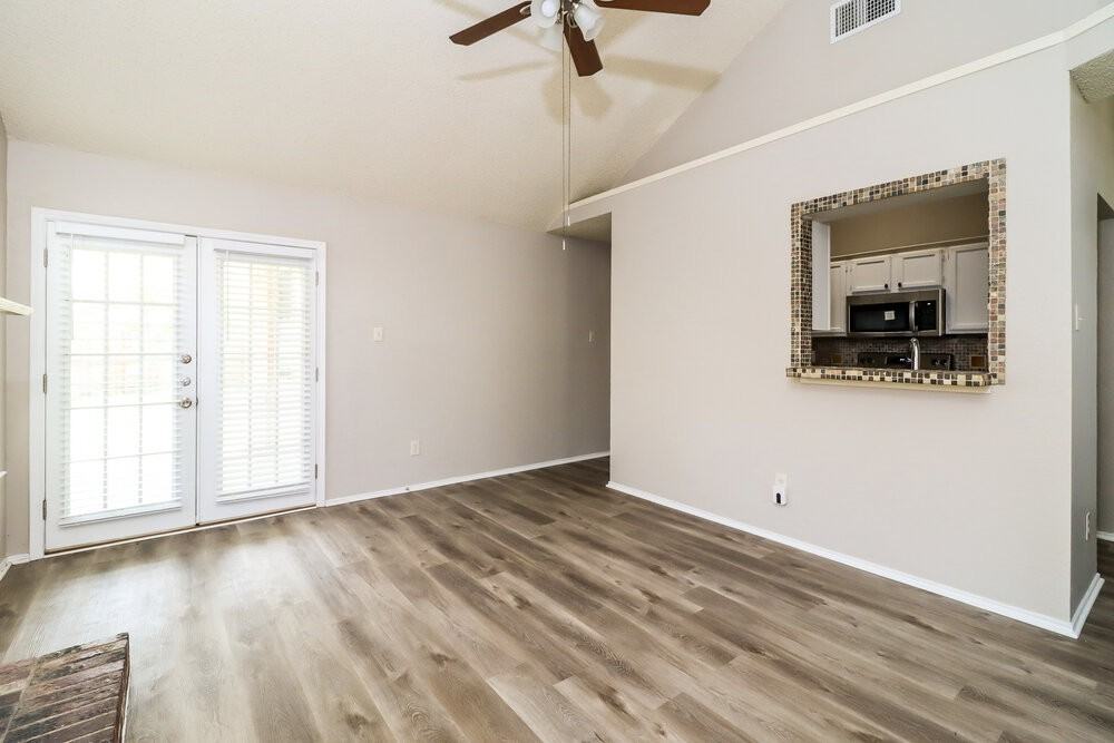 8409 Tallahassee Ln - Photo 6 of 16