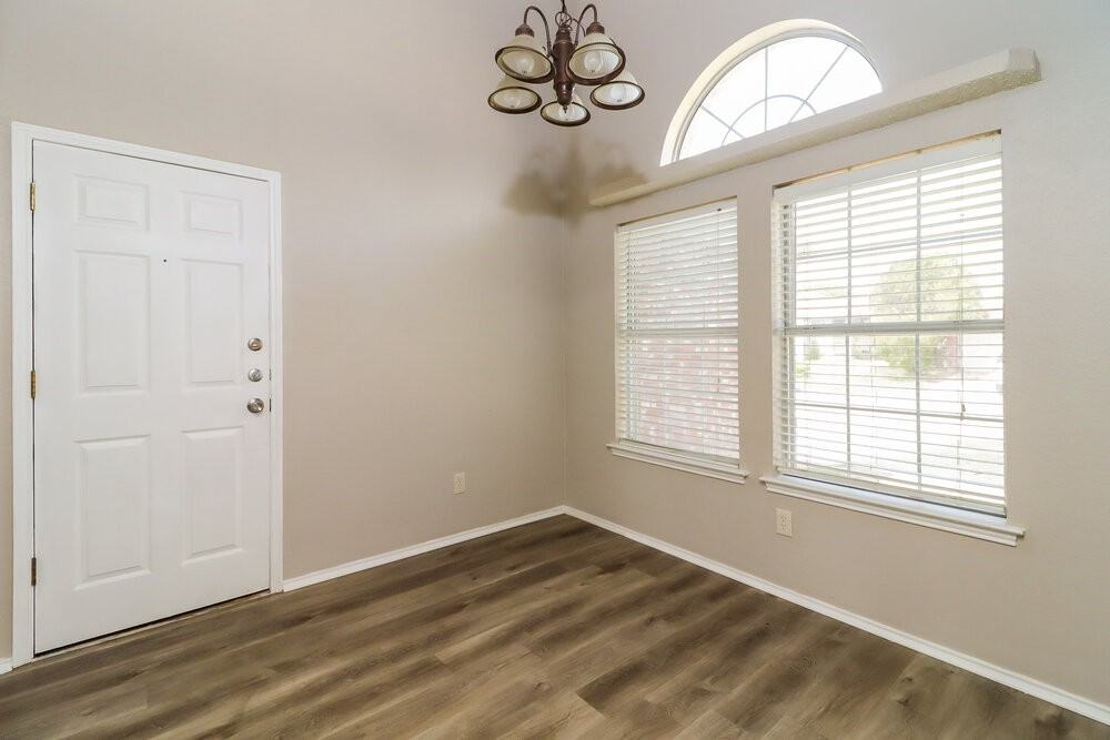 8409 Tallahassee Ln - Photo 7 of 16