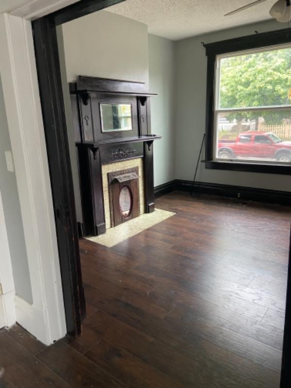818 W Rich St - Photo 3 of 9