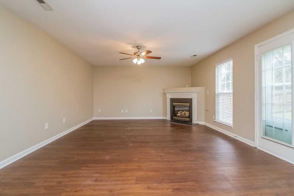 1716 Carlyon Ct - Photo 3 of 16