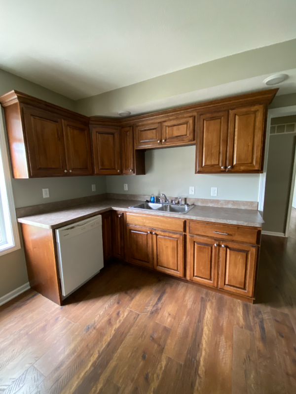 600 W Broadway Blvd #B - Photo 2 of 17